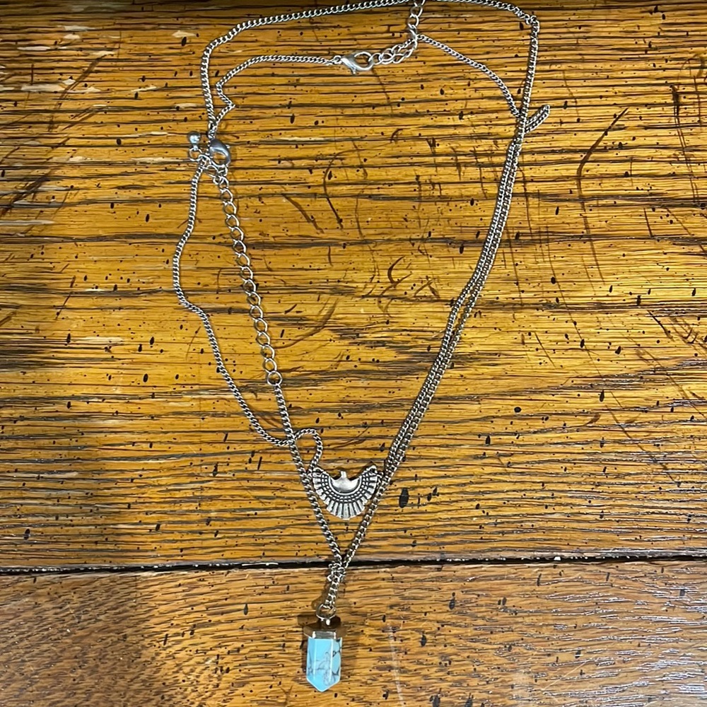 Bundle 2 necklaces